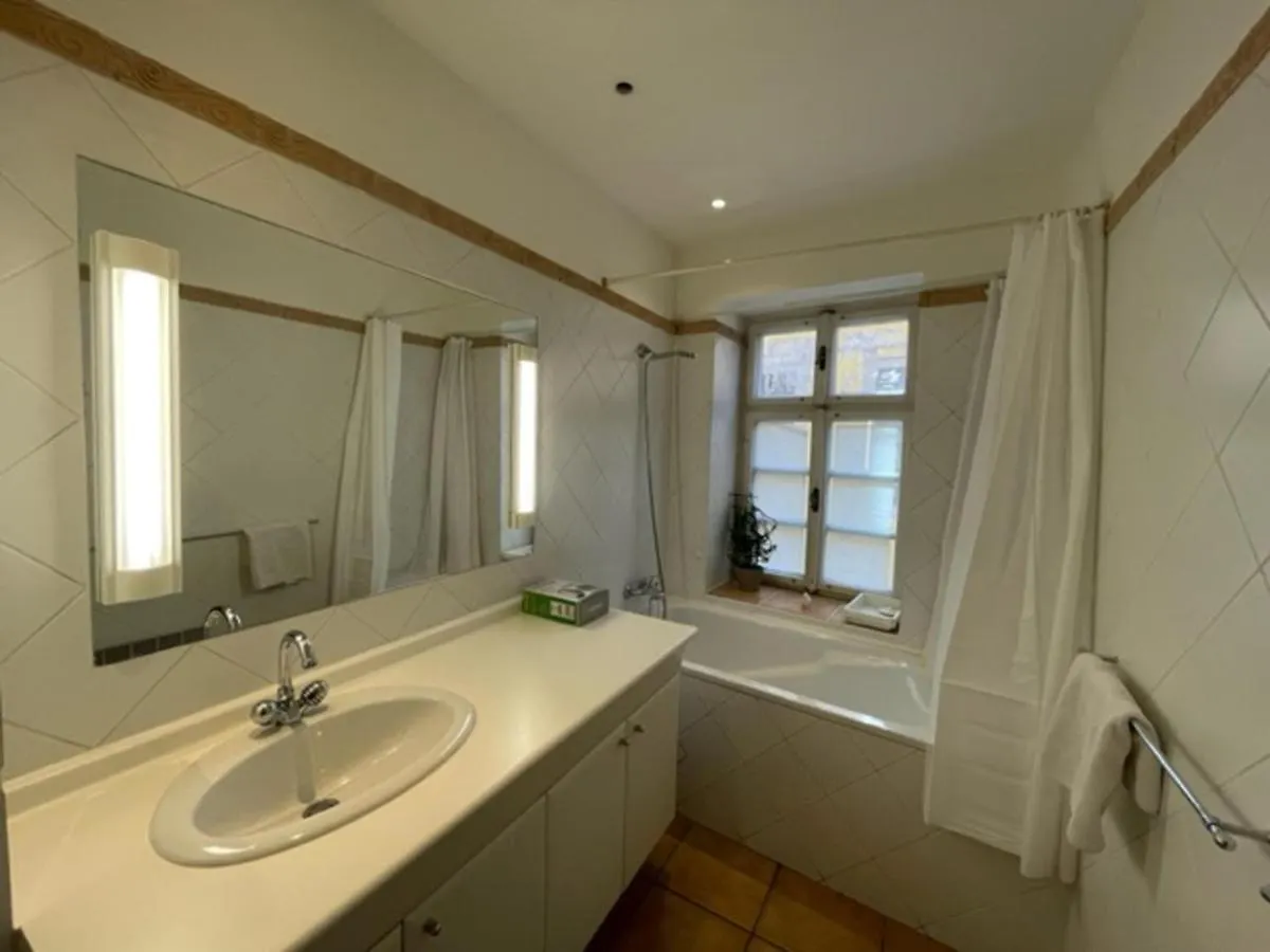 Historical Apartment With Balcony براغ